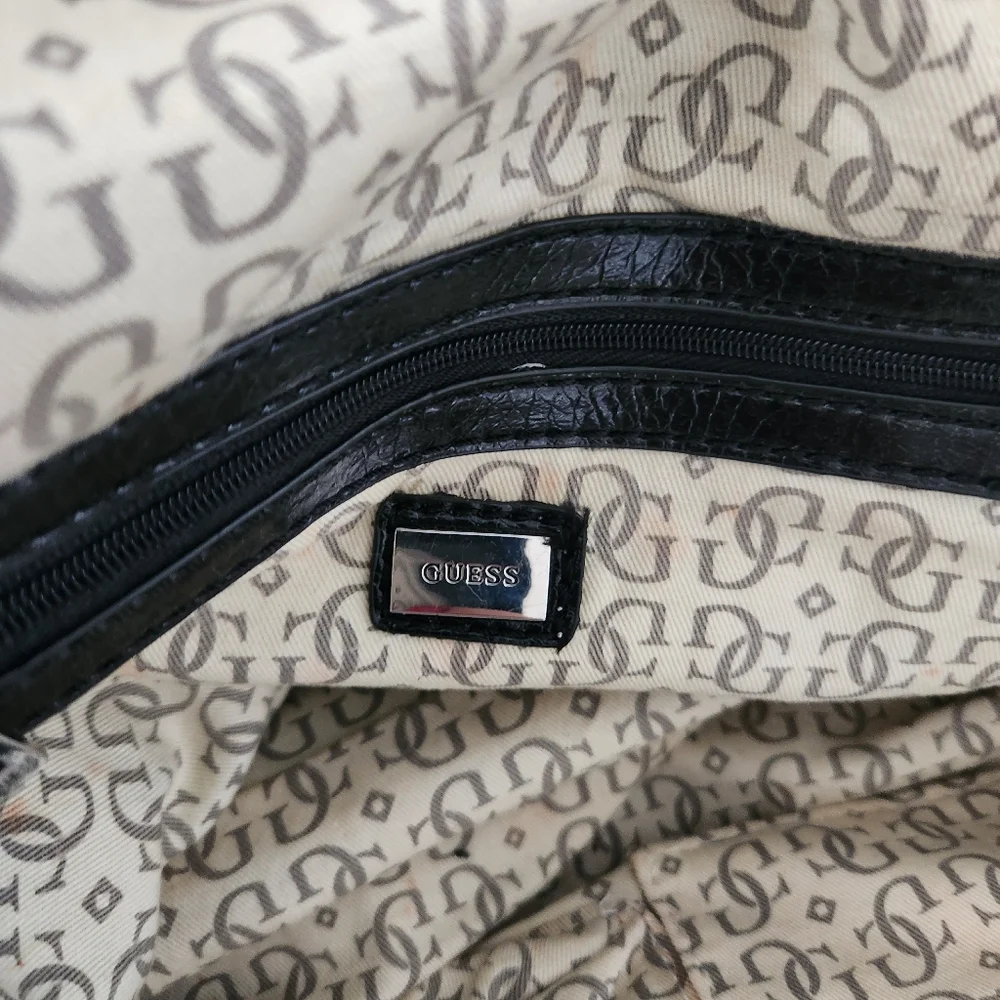 Guess Vintage Y2K Black Faux Leather‎ Silver Studded Handbag
